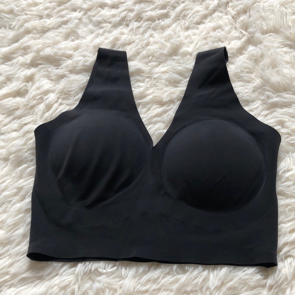 TRUE & CO True body V-neck bralette XS